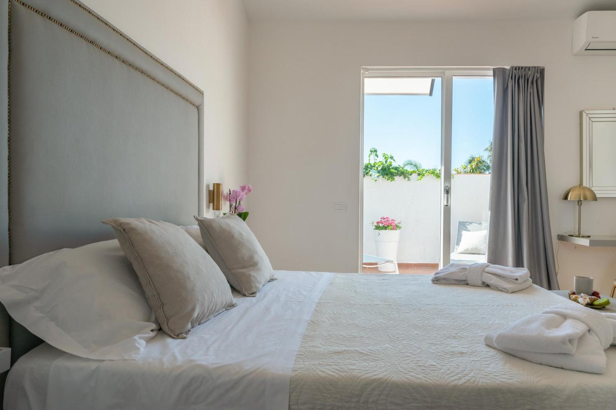 Villa Megna - Green Paradise B&B パレルモ エクステリア 写真